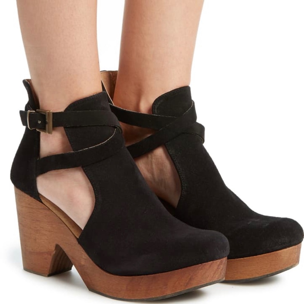 Free People Cedar Clogs